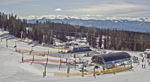 Big White: Light dusting of snow overnight provides a refresh