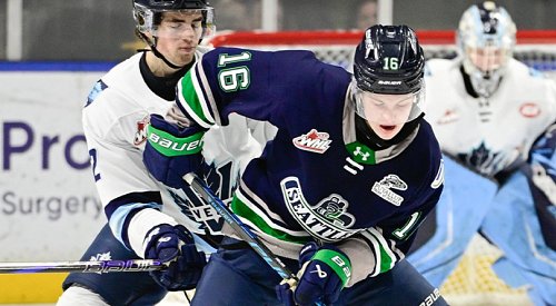 Vees can’t complete sweep of Thunderbirds, game 5 in Penticton Friday night